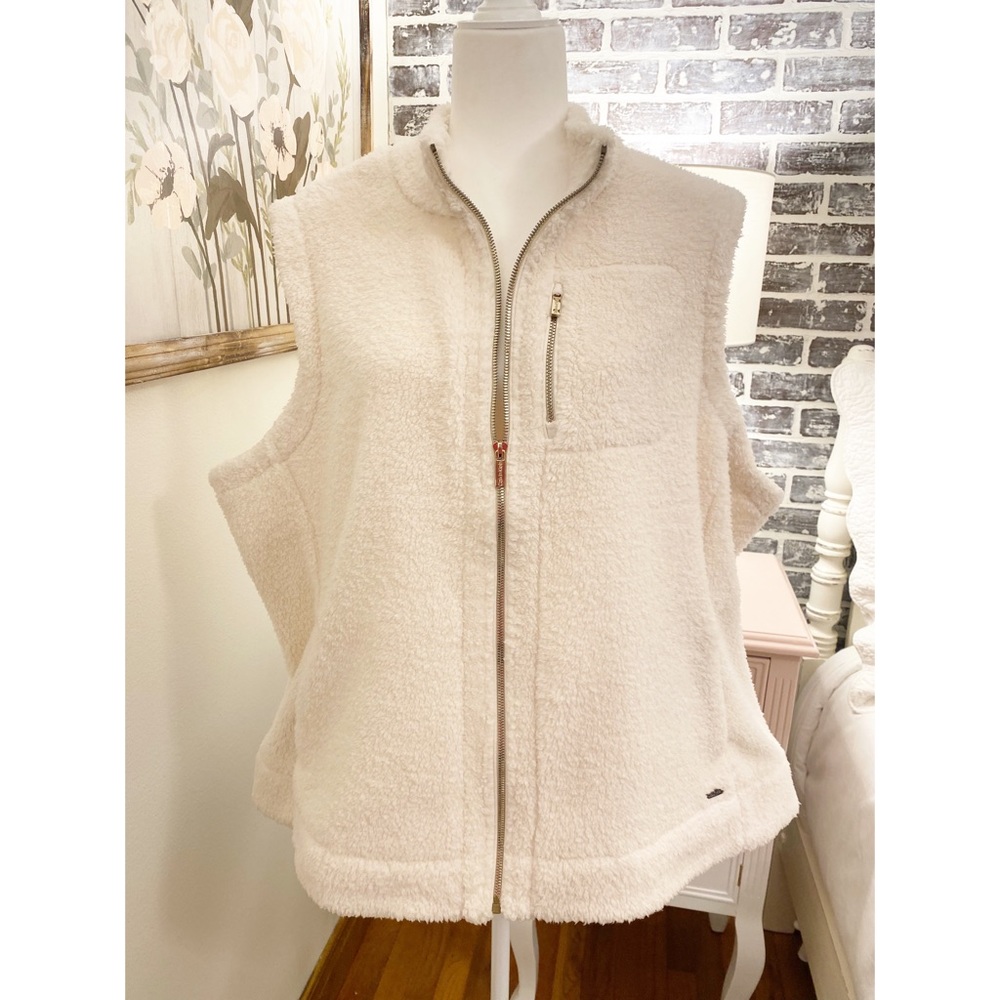 NWOT Calvin Klein Vest